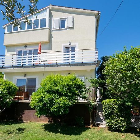פרמנטורה Cozy Apartments Emina Near The Sea מראה חיצוני תמונה