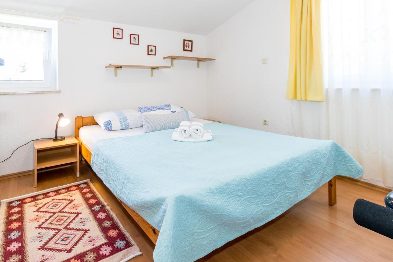 פרמנטורה Cozy Apartments Emina Near The Sea מראה חיצוני תמונה